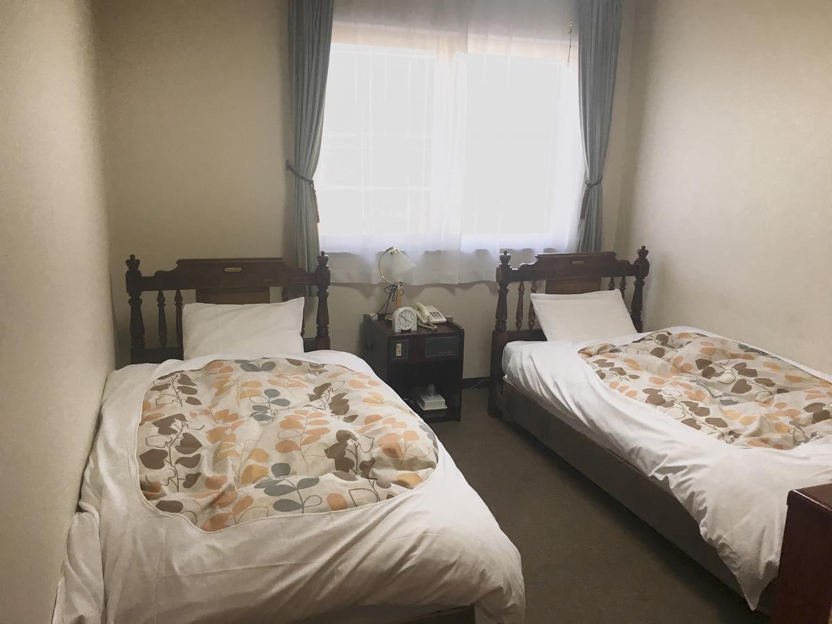 Business Hotel Kanekura Готемба Экстерьер фото